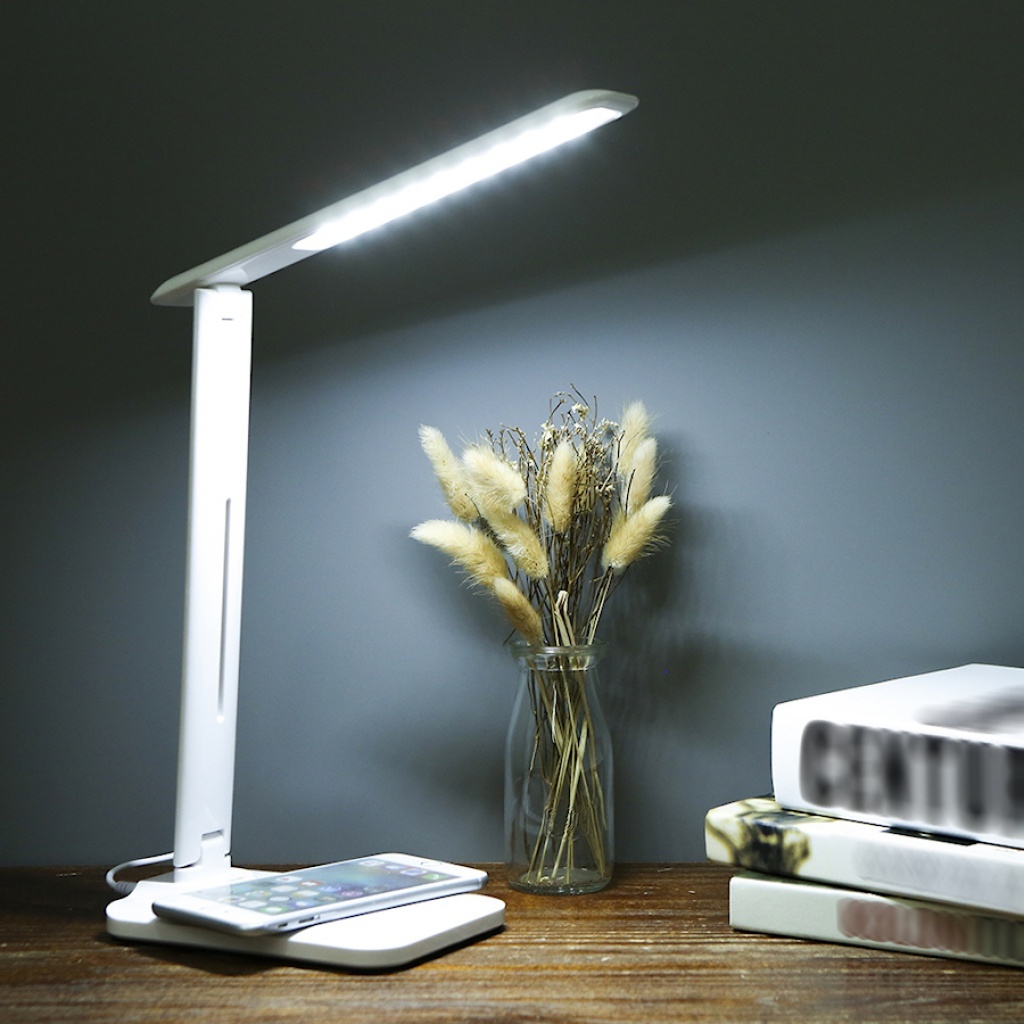 LAMPARA LED PLEGABLE CON CARGADOR INALAMBRICO QI CELULAR 3 NIVELES DE LUZ Y  PUERTO USB EXTRA HOGAR I