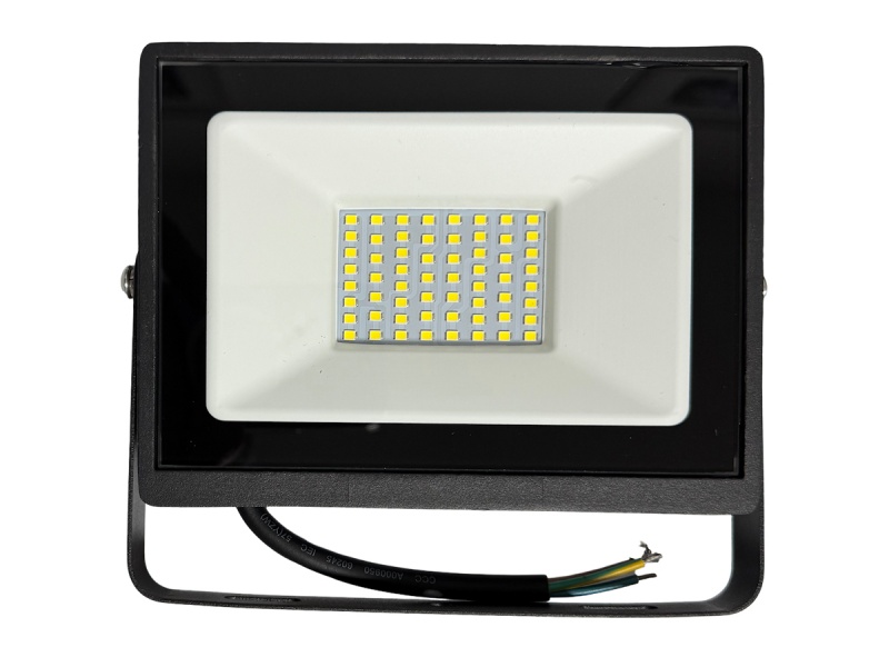 FOCO PARA EXTERIOR O INTERIOR LED 30W LAMPARA LUZ FRIA IP66 220V 240V - PILA